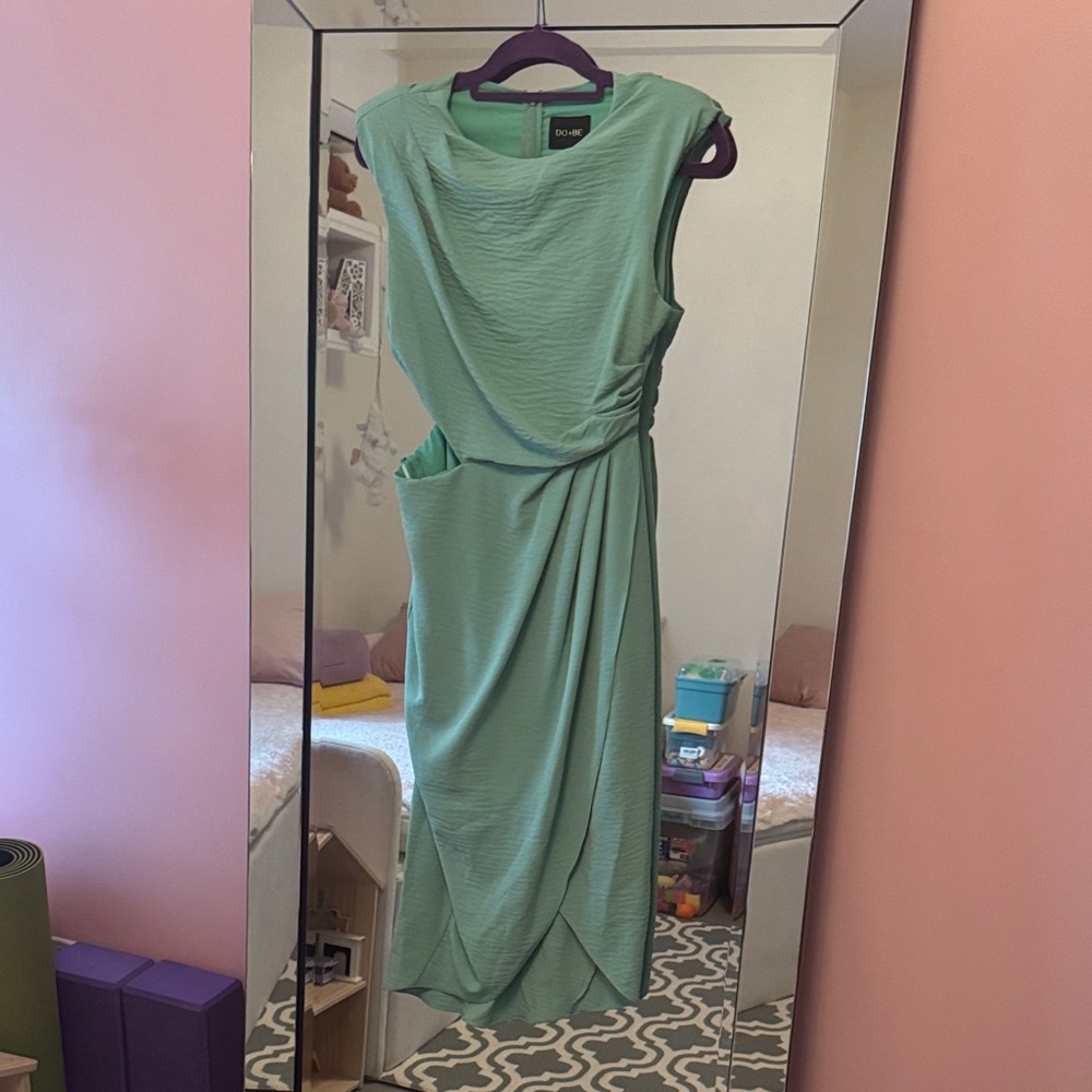 Chic Asymmetrical Green Dress
